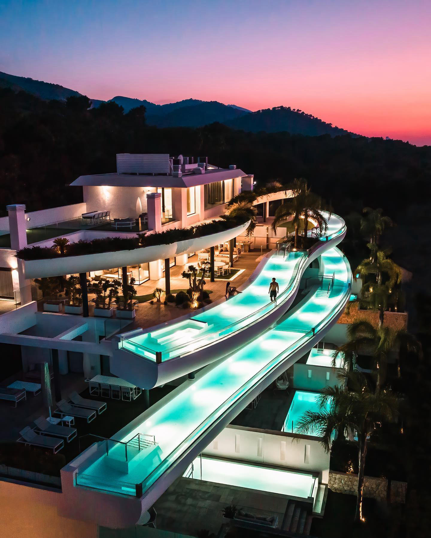 Missing magical nights like this at the ultra-exclusive #shawellness private residences