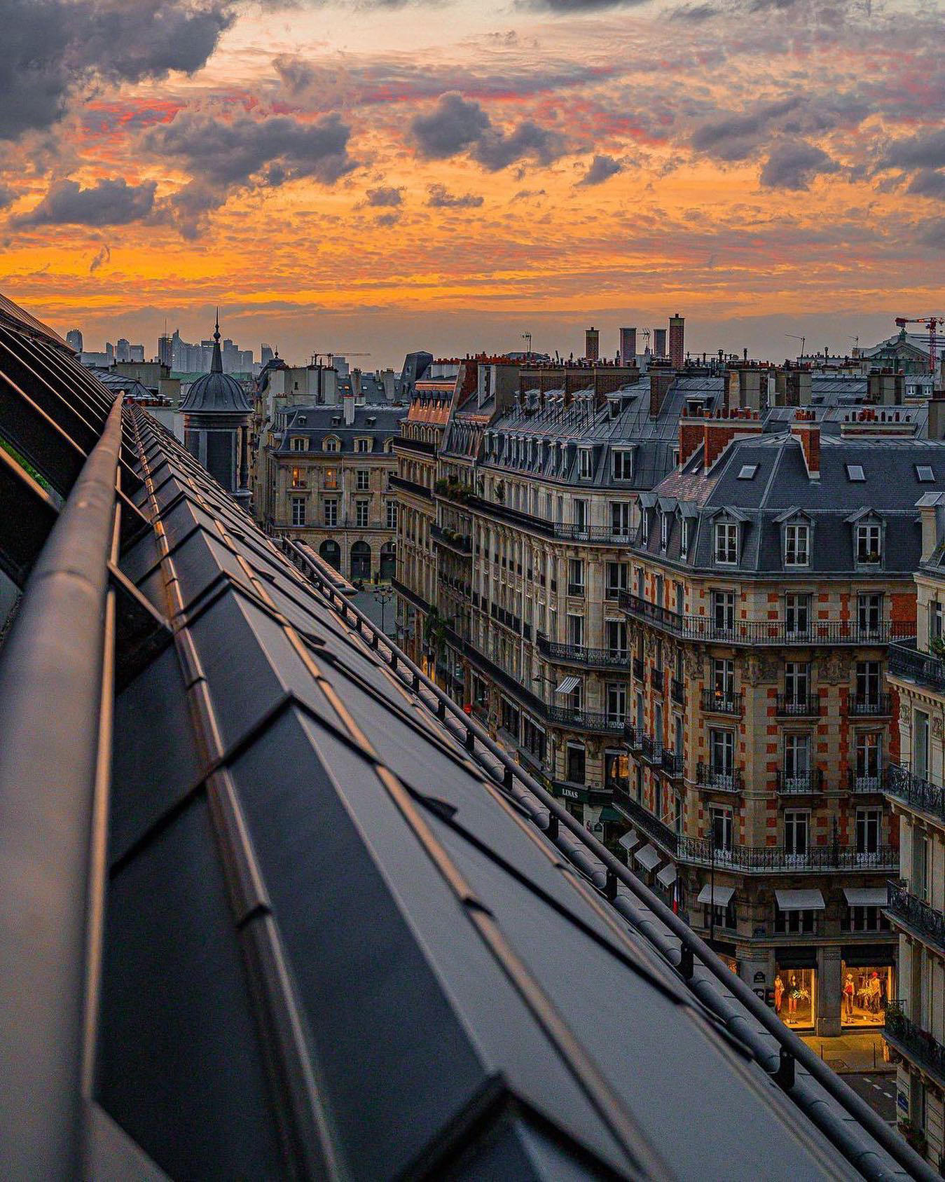 image  1 Paris Je t'aime - The Parisian sky likes to show off at sunset and we’re here for it